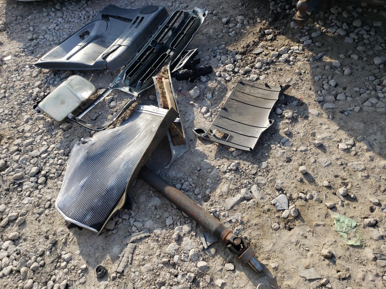 2CNBJ13C336949664 2003 Chevrolet Tracker