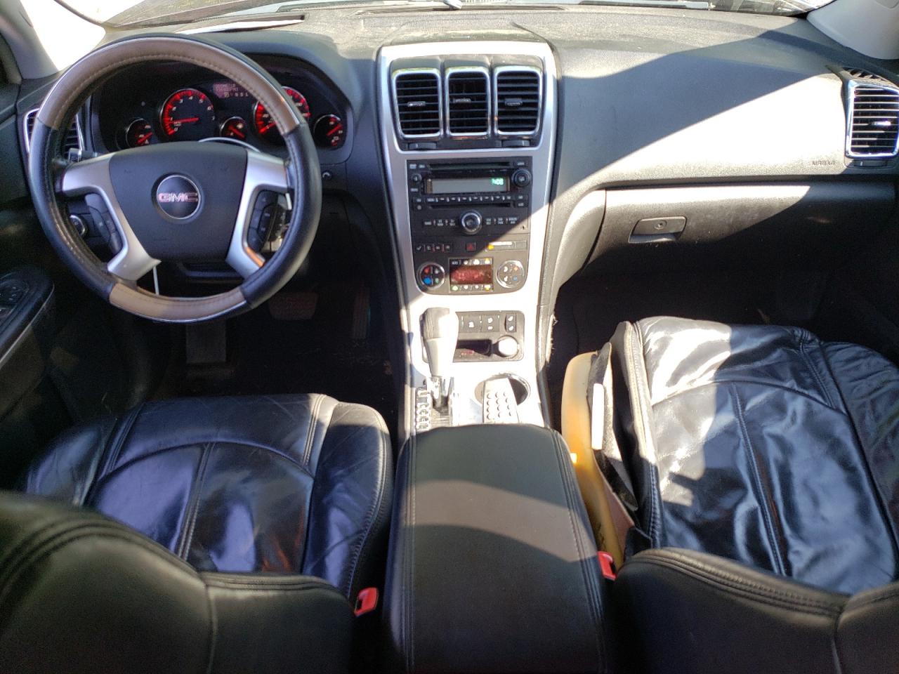 1GKEV337X8J209662 2008 GMC Acadia Slt-2