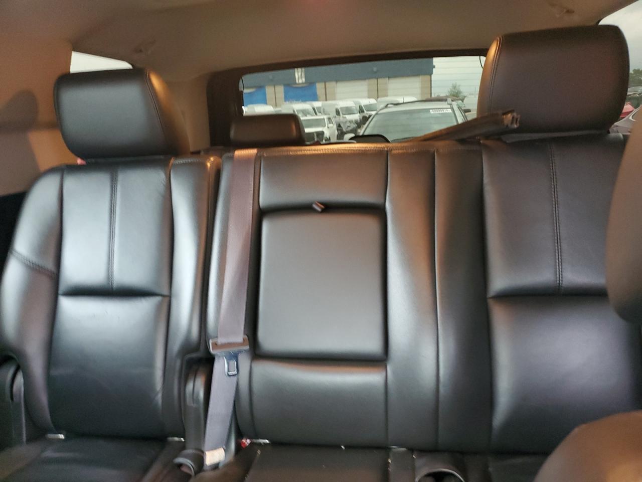 1GNSKBE07CR102734 2012 Chevrolet Tahoe K1500 Lt