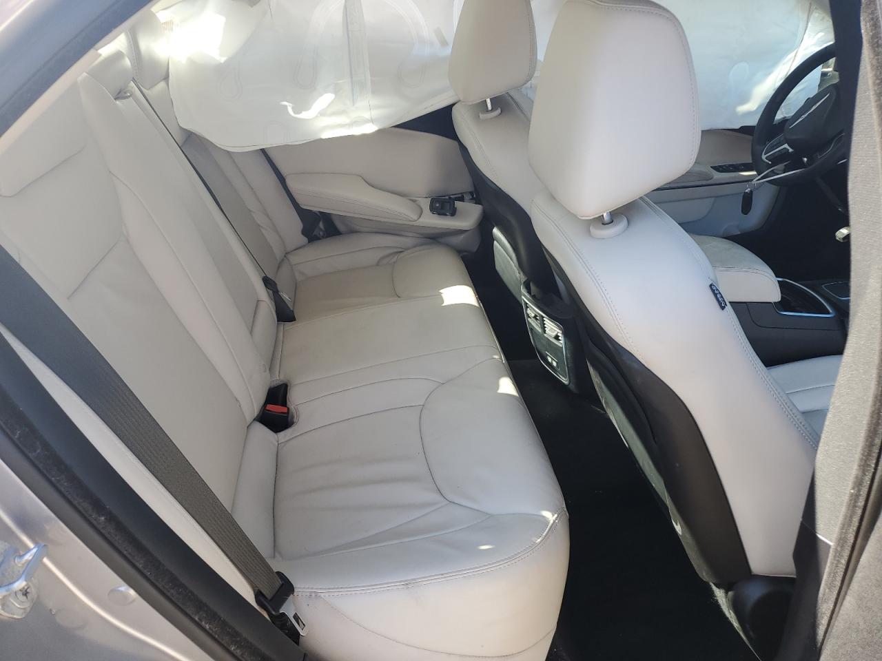 2C3CCAAG0FH815913 2015 Chrysler 300 Limited