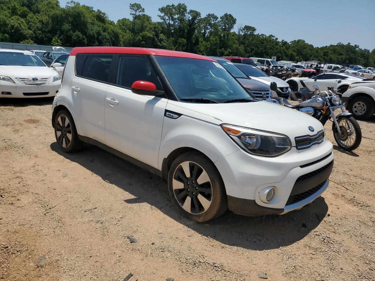 KNDJP3A51H7483643 2017 Kia Soul +