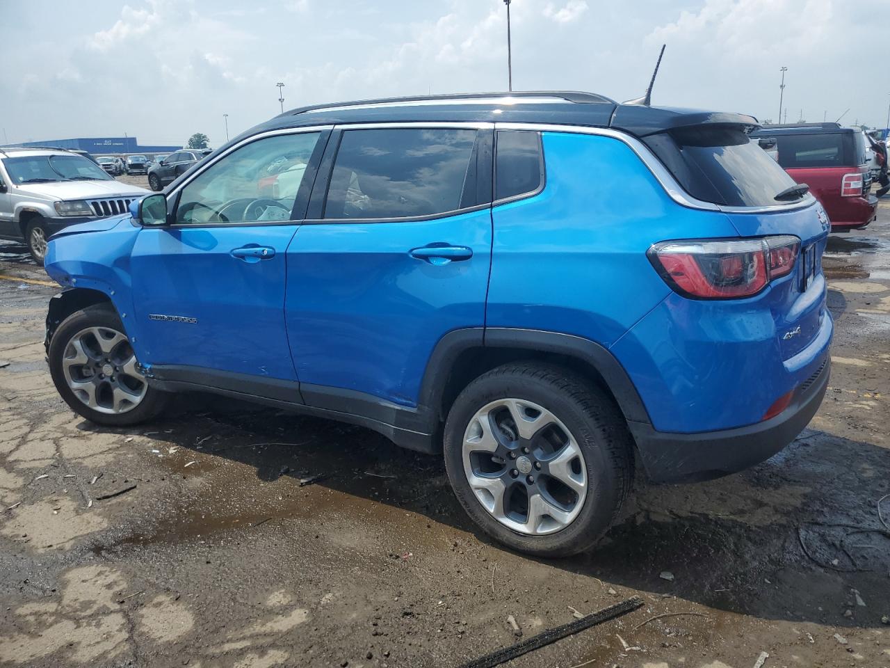 3C4NJDCB9JT266158 2018 Jeep Compass Limited