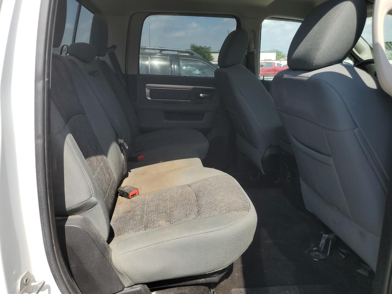 1C6RR6LM5FS580493 2015 Ram 1500 Slt