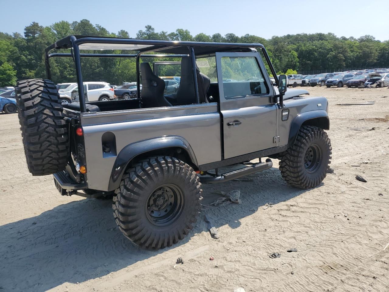 Lot #2962568901 1995 LAND ROVER DEFENDER 9