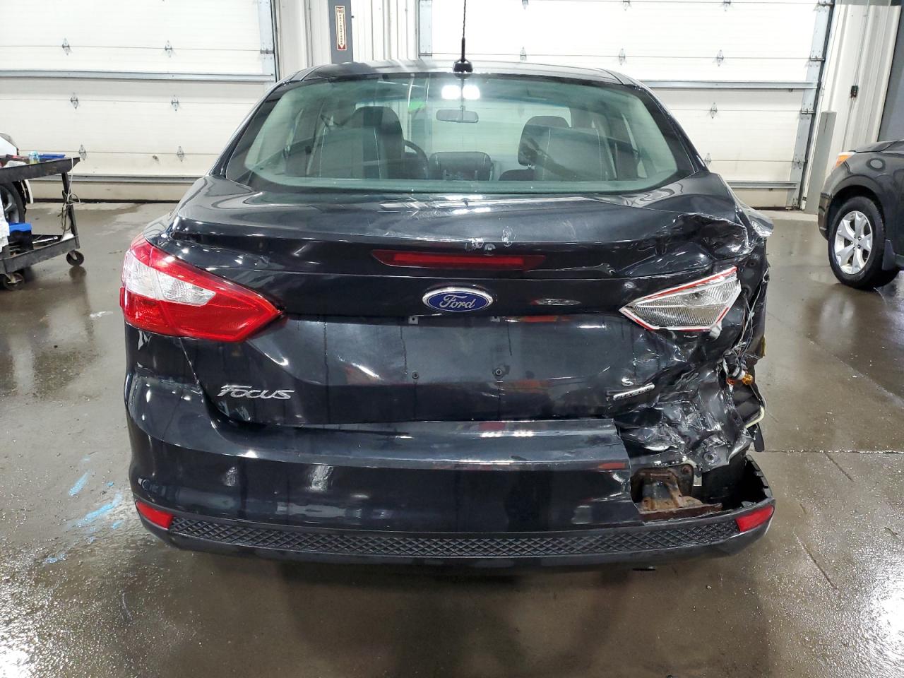 2014 Ford Focus Se vin: 1FADP3F22EL122622