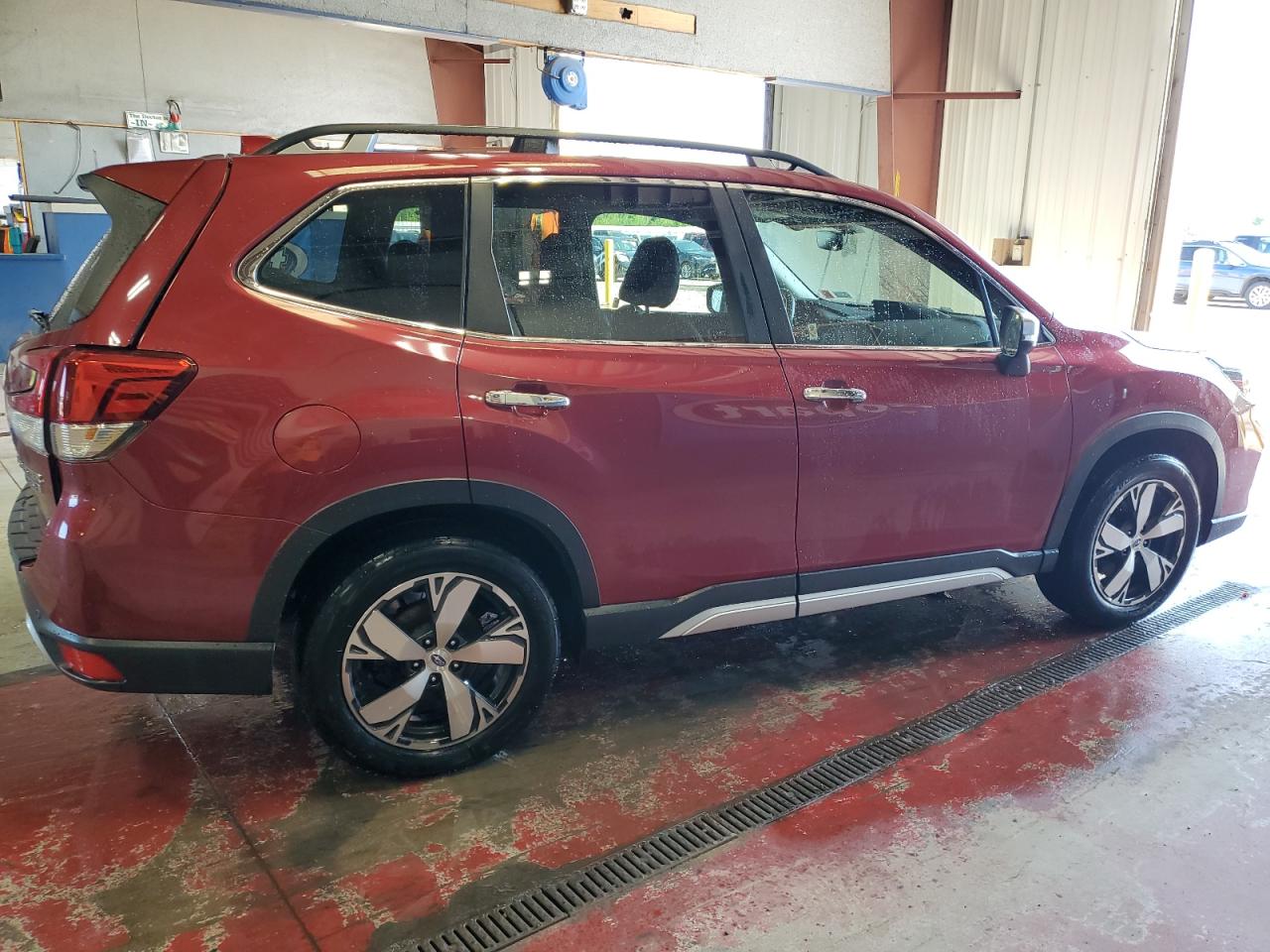 Lot #2986853963 2019 SUBARU FORESTER T