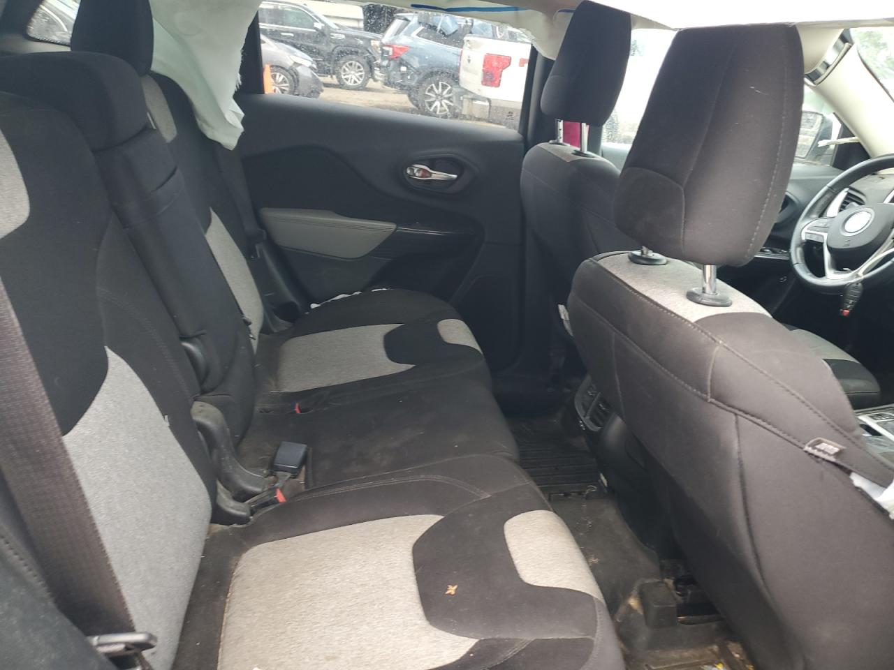 1C4PJLCS4EW314569 2014 Jeep Cherokee Latitude