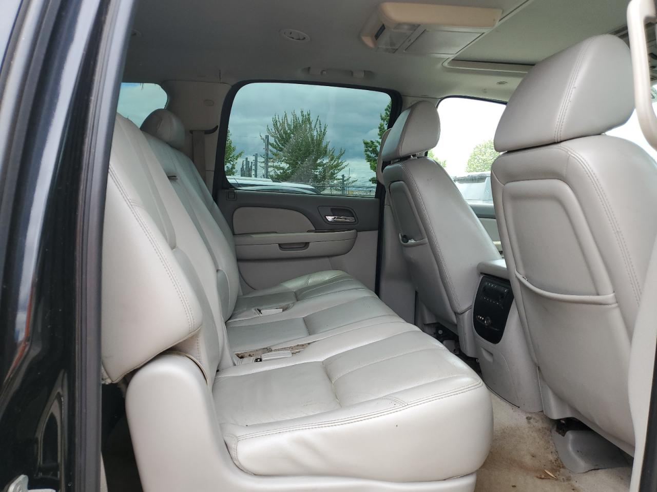 3GNFK163X7G107341 2007 Chevrolet Suburban K1500