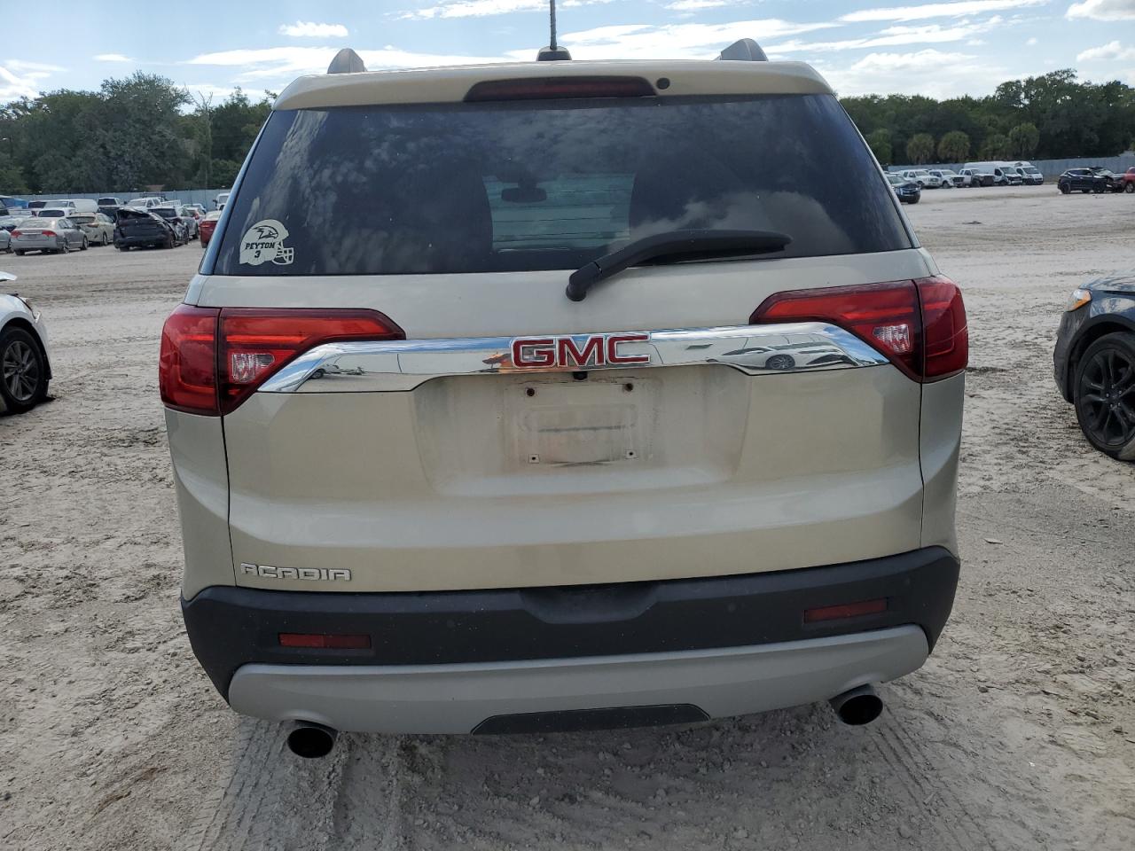 1GKKNMLS5HZ138269 2017 GMC Acadia Slt-1