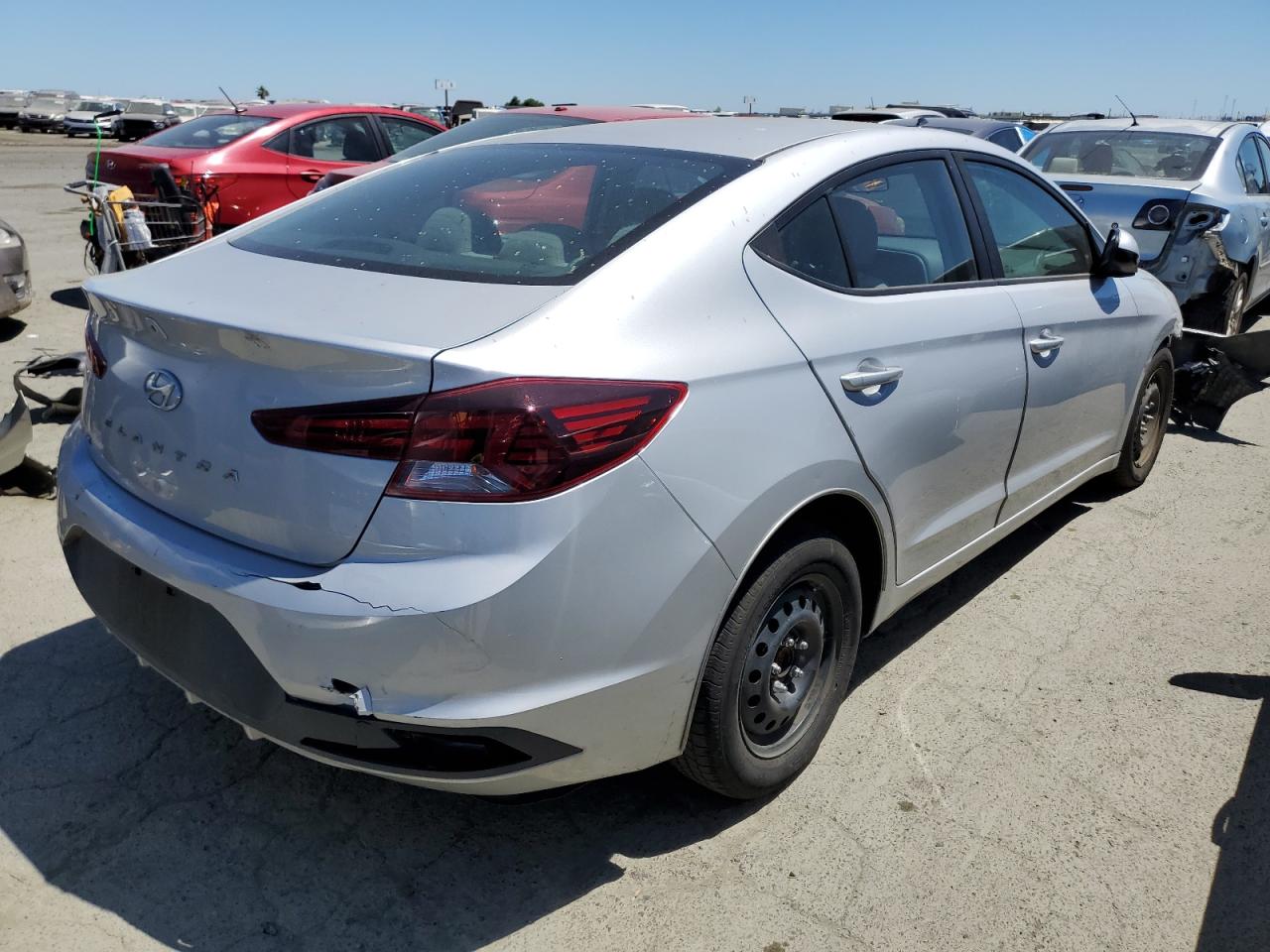 KMHD74LF4KU754790 2019 Hyundai Elantra Se