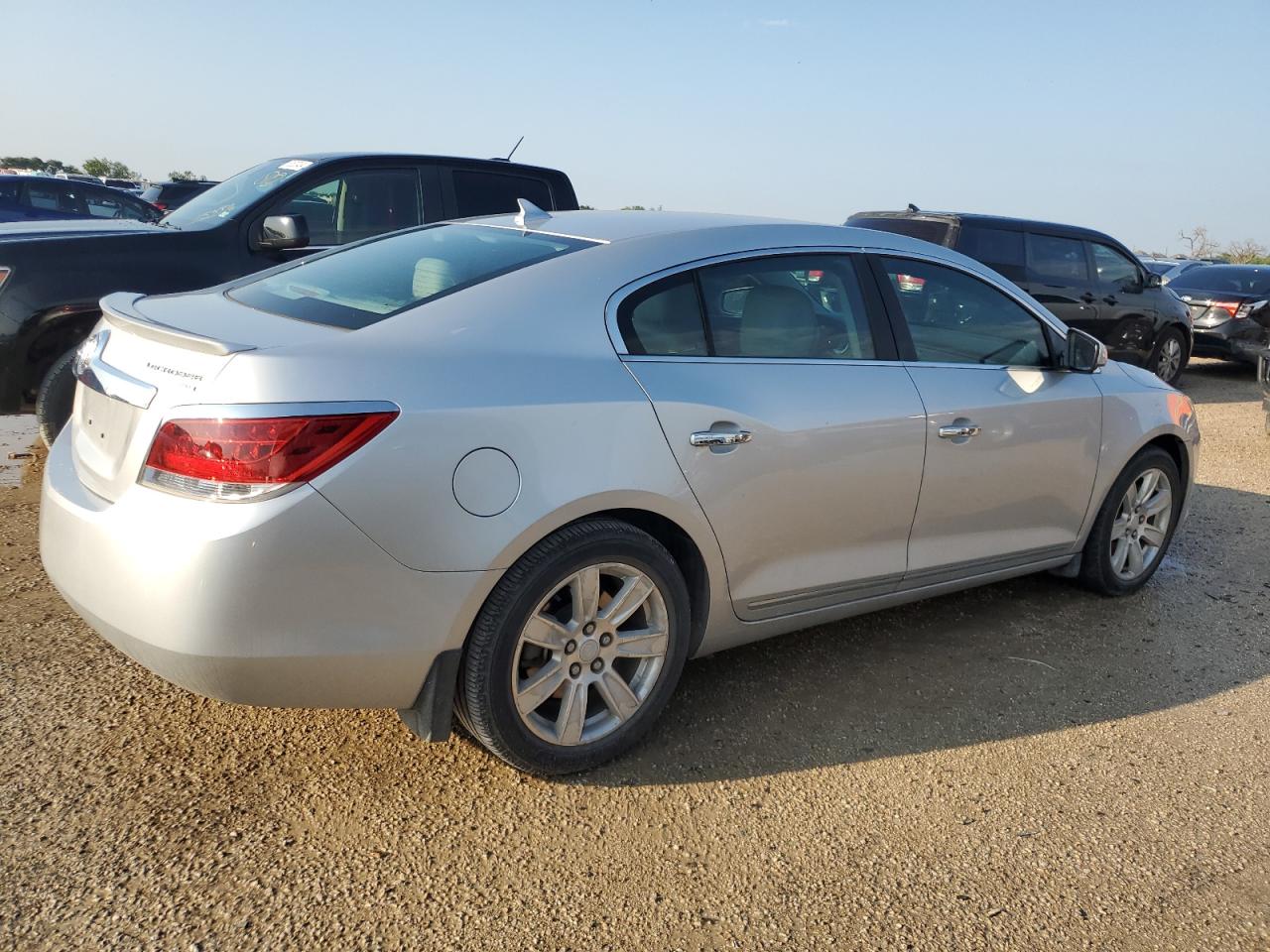 1G4GC5GD5BF398183 2011 Buick Lacrosse Cxl