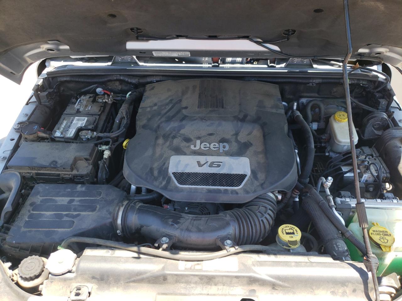 1C4HJWFG4EL284570 2014 Jeep Wrangler Unlimited Rubicon