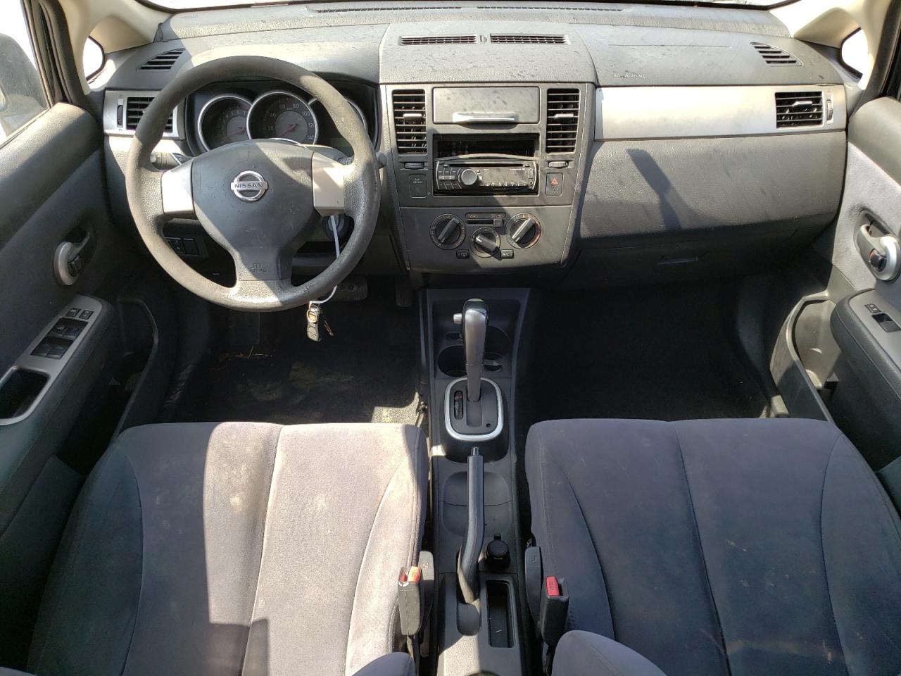 3N1BC13E48L444772 2008 Nissan Versa S