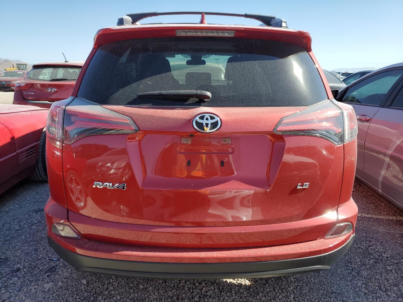 JTMZFREV5HJ128058 2017 Toyota Rav4 Le