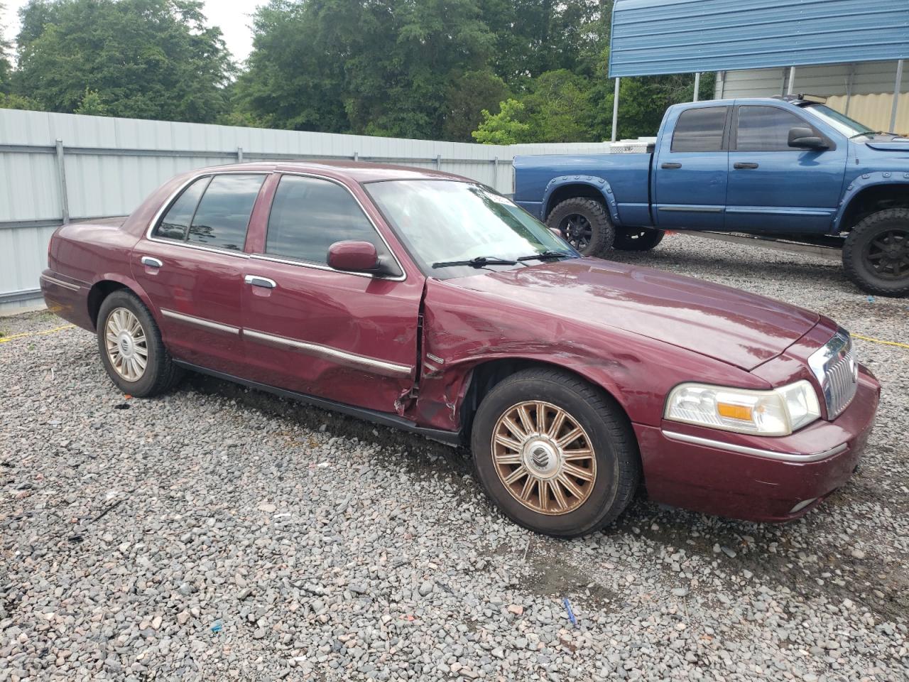 2MEBM7FVXBX605607 2011 Mercury Grand Marquis Ls