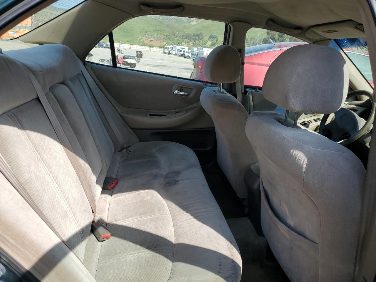 1HGCG6657YA040582 2000 Honda Accord Lx