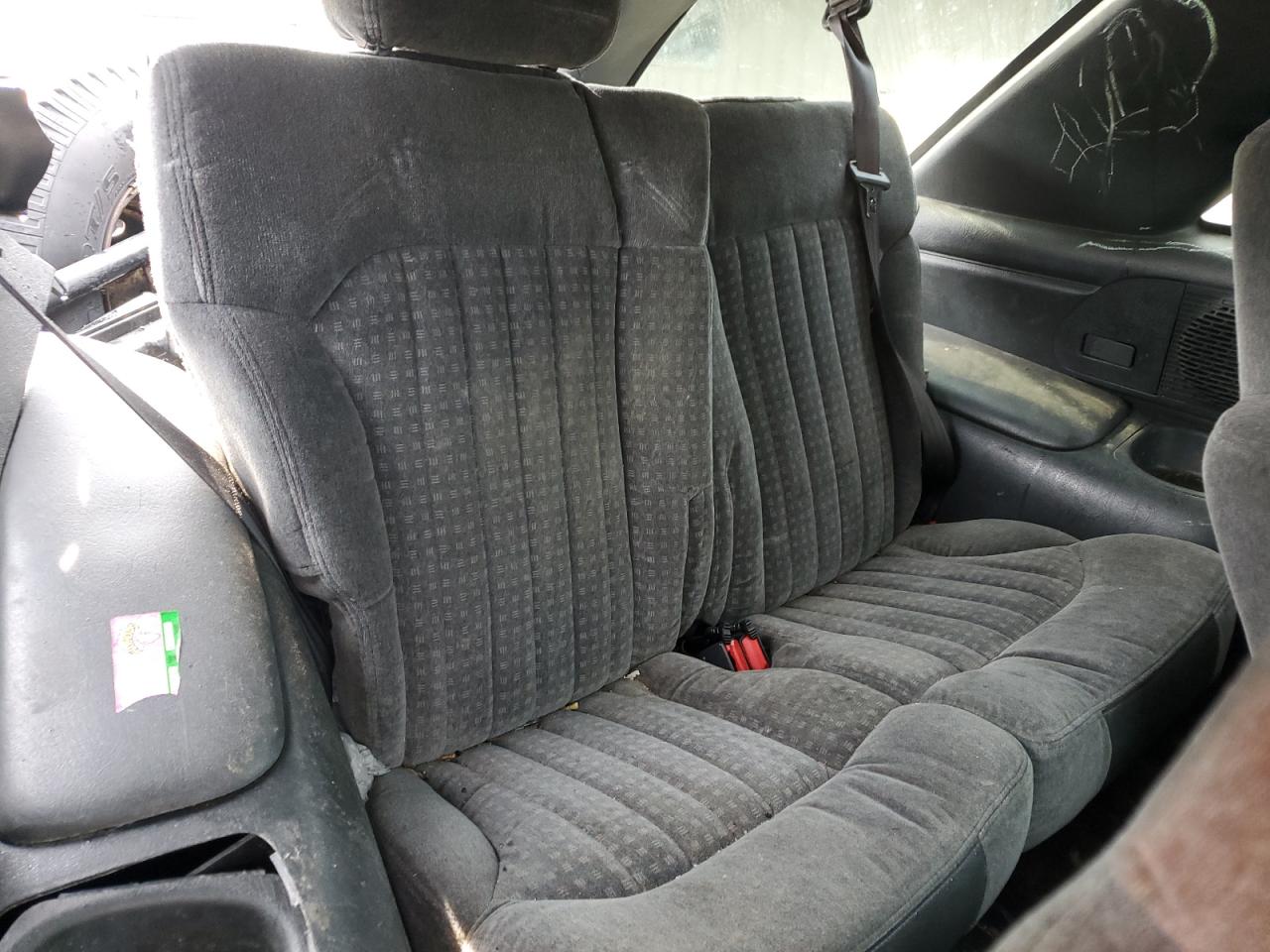 1GNCT18W4YK273596 2000 Chevrolet Blazer