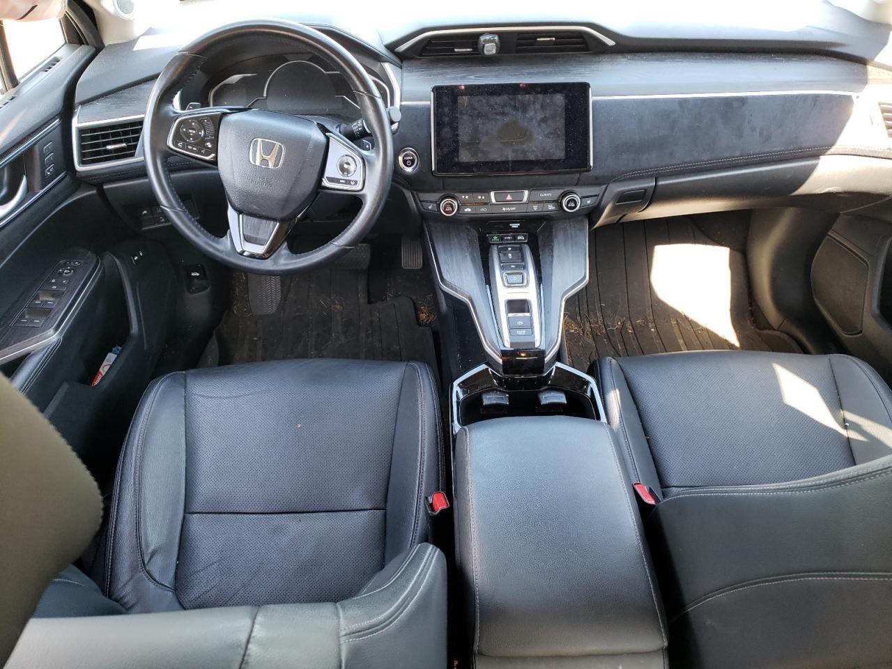 JHMZC5F37JC011802 2018 Honda Clarity Touring