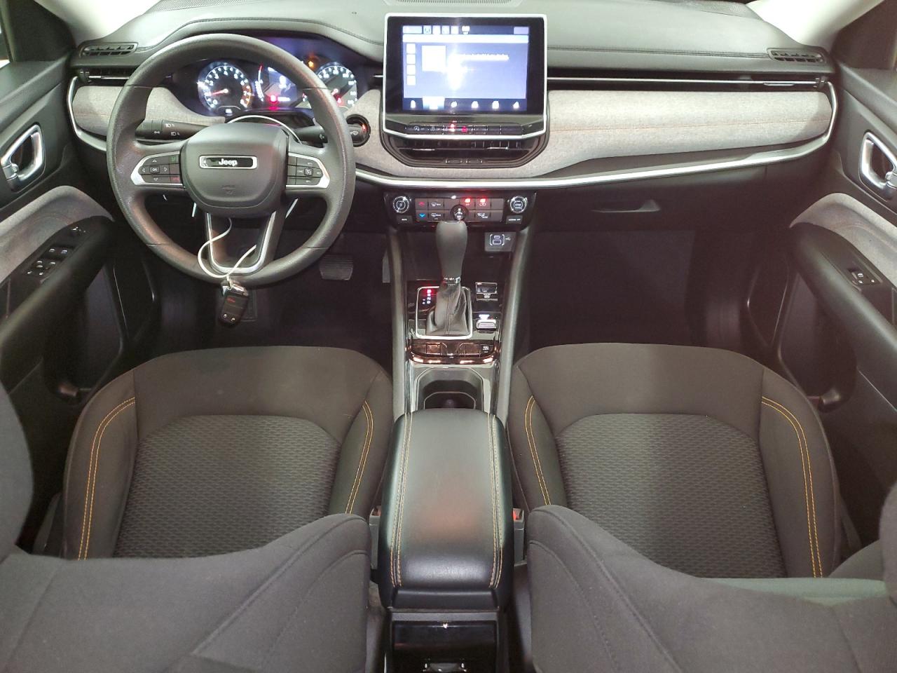 3C4NJDABXNT214045 2022 Jeep Compass Sport