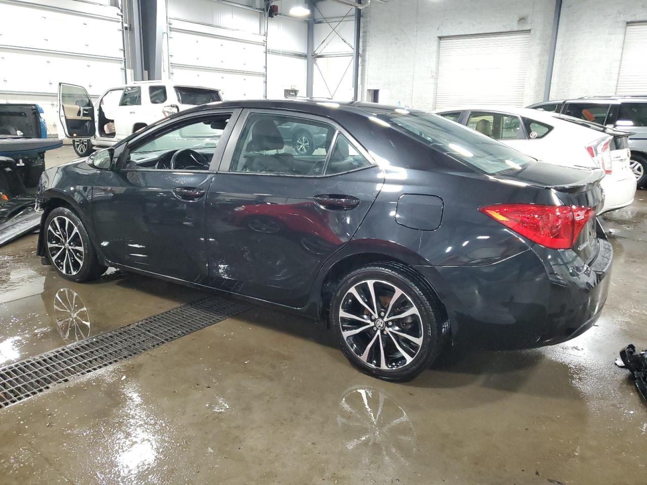 2019 Toyota Corolla L vin: 2T1BURHE9KC132541