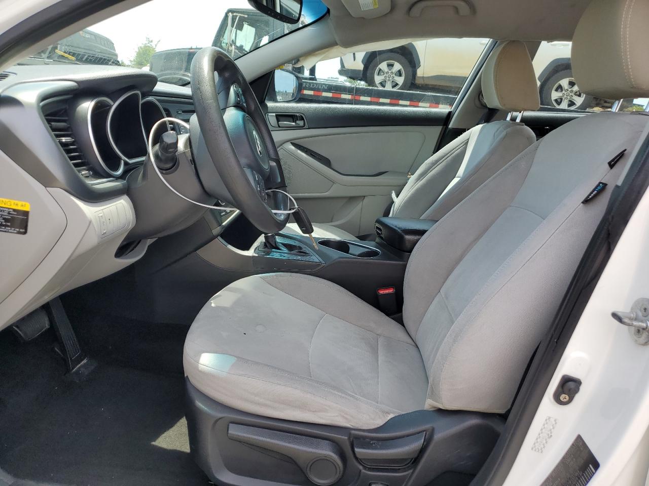 KNAGM4A73F5557869 2015 Kia Optima Lx