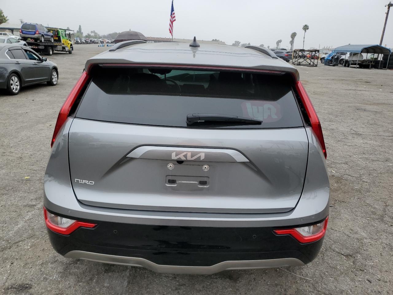 KNDCR3L19P5025579 2023 Kia Niro Wind