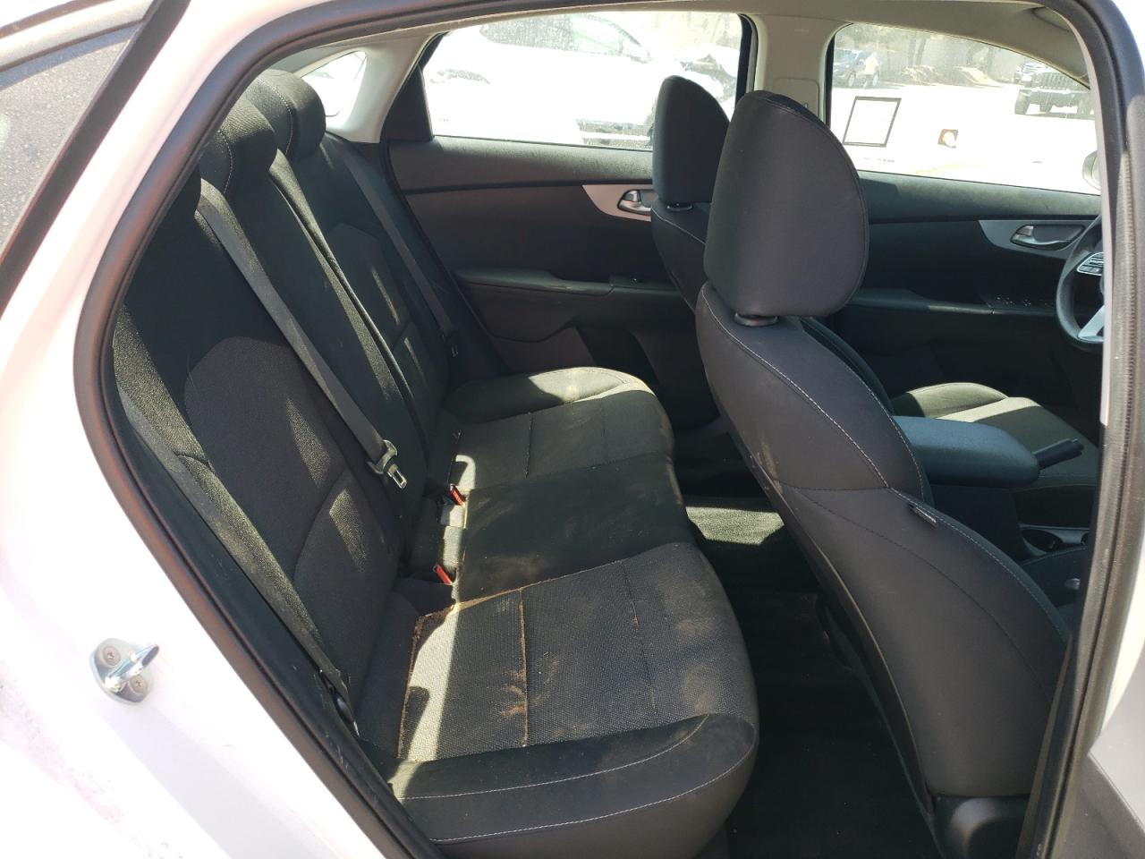 3KPF24AD8NE433271 2022 Kia Forte Fe