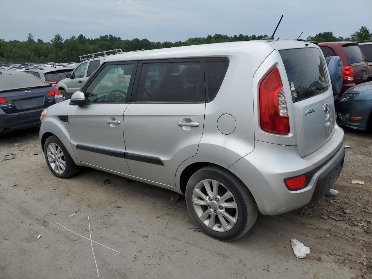 KNDJT2A66C7416883 2012 Kia Soul +