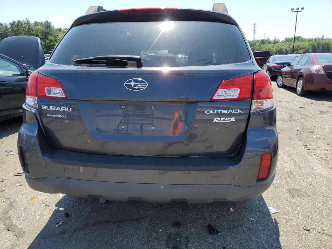 4S4BRBCC1D3264103 2013 Subaru Outback 2.5I Premium