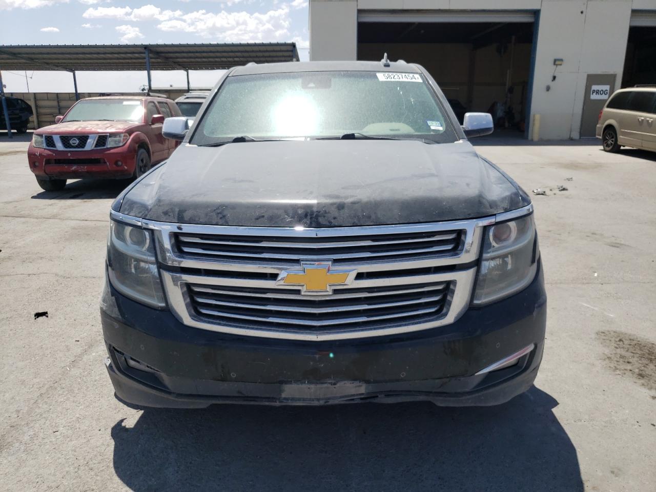 2017 Chevrolet Suburban K1500 Premier vin: 1GNSKJKC8HR185932