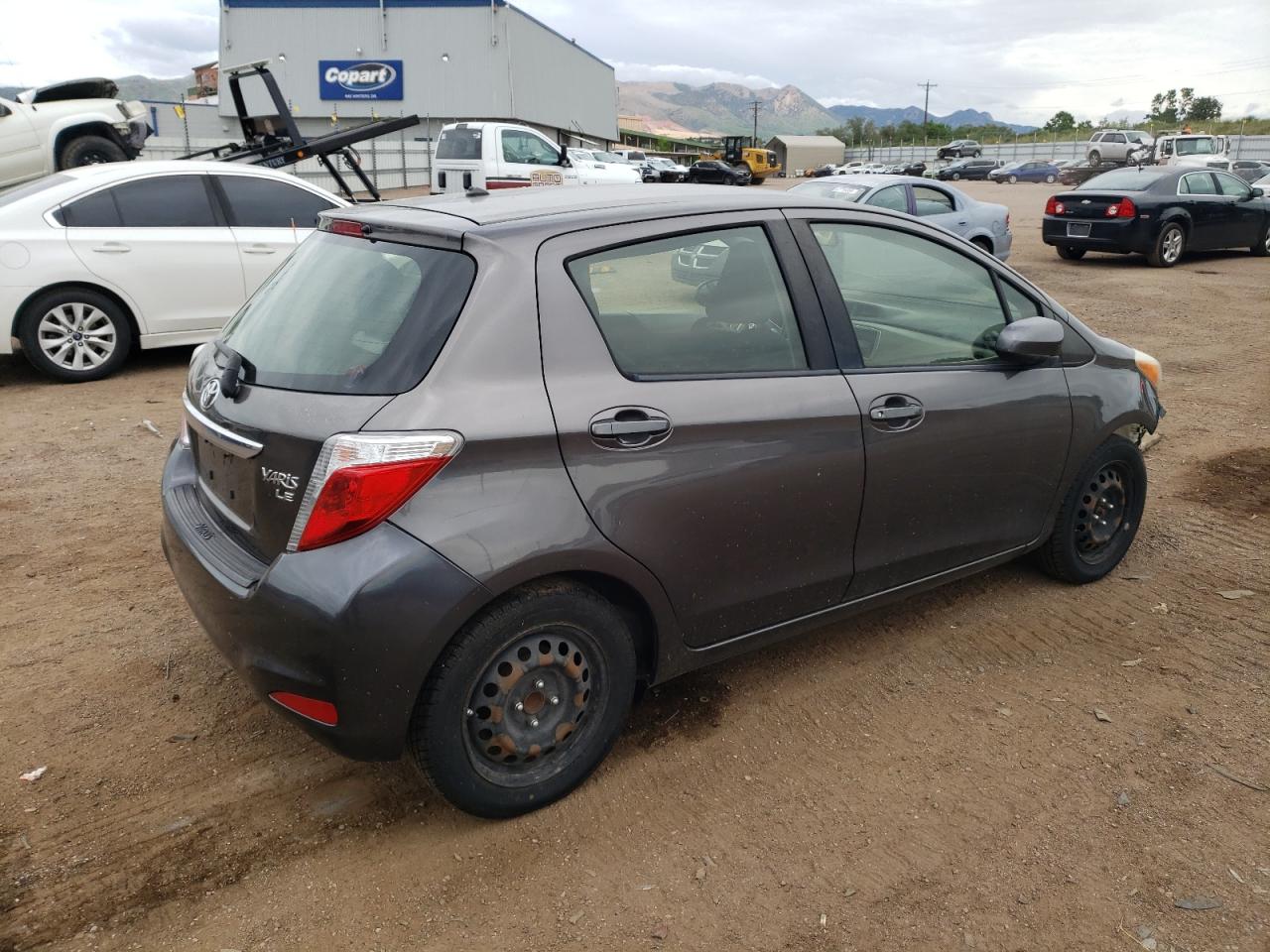 JTDKTUD32DD565814 2013 Toyota Yaris