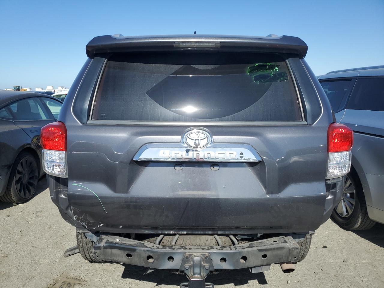 JTEBU5JR2A5028471 2010 Toyota 4Runner Sr5