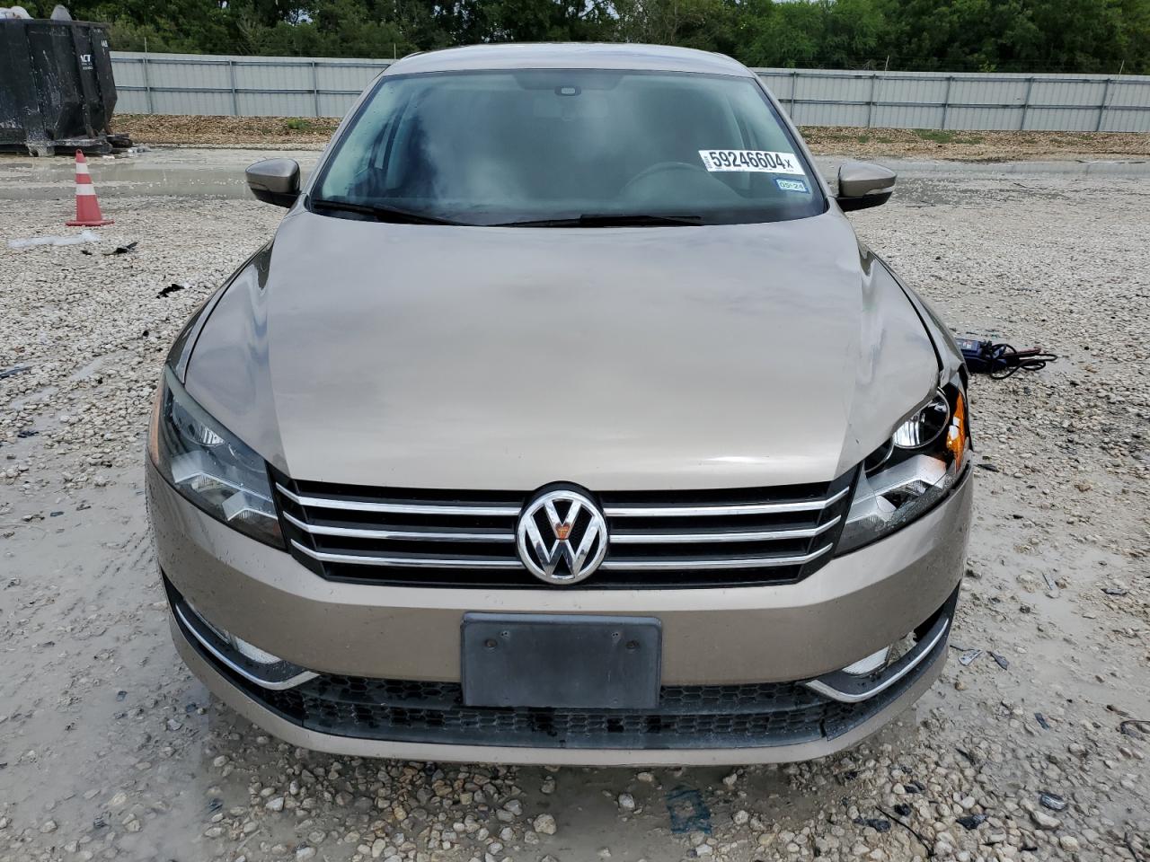 1VWAT7A31FC087649 2015 Volkswagen Passat S