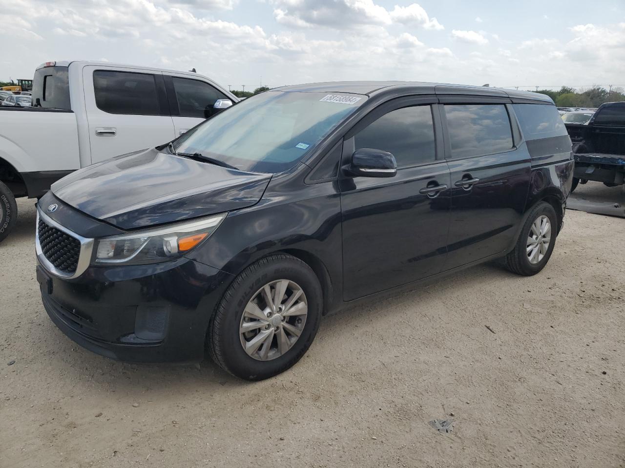 KNDMA5C12G6207819 2016 Kia Sedona L