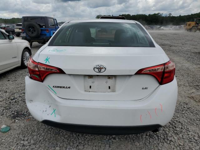 2018 Toyota Corolla L VIN: 5YFBURHE6JP754559 Lot: 57370454