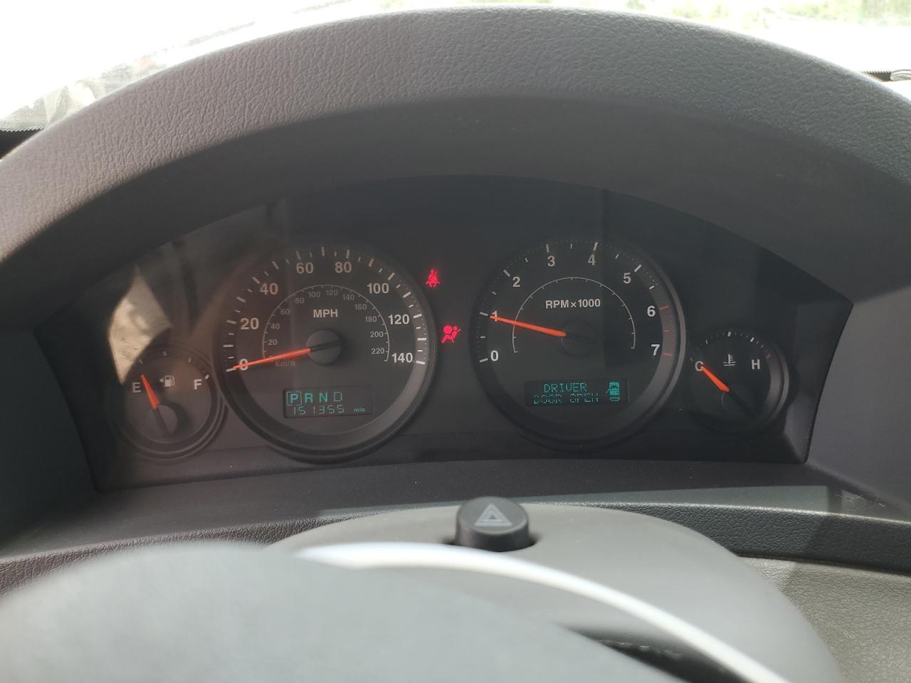 1J4HS48N95C536403 2005 Jeep Grand Cherokee Laredo