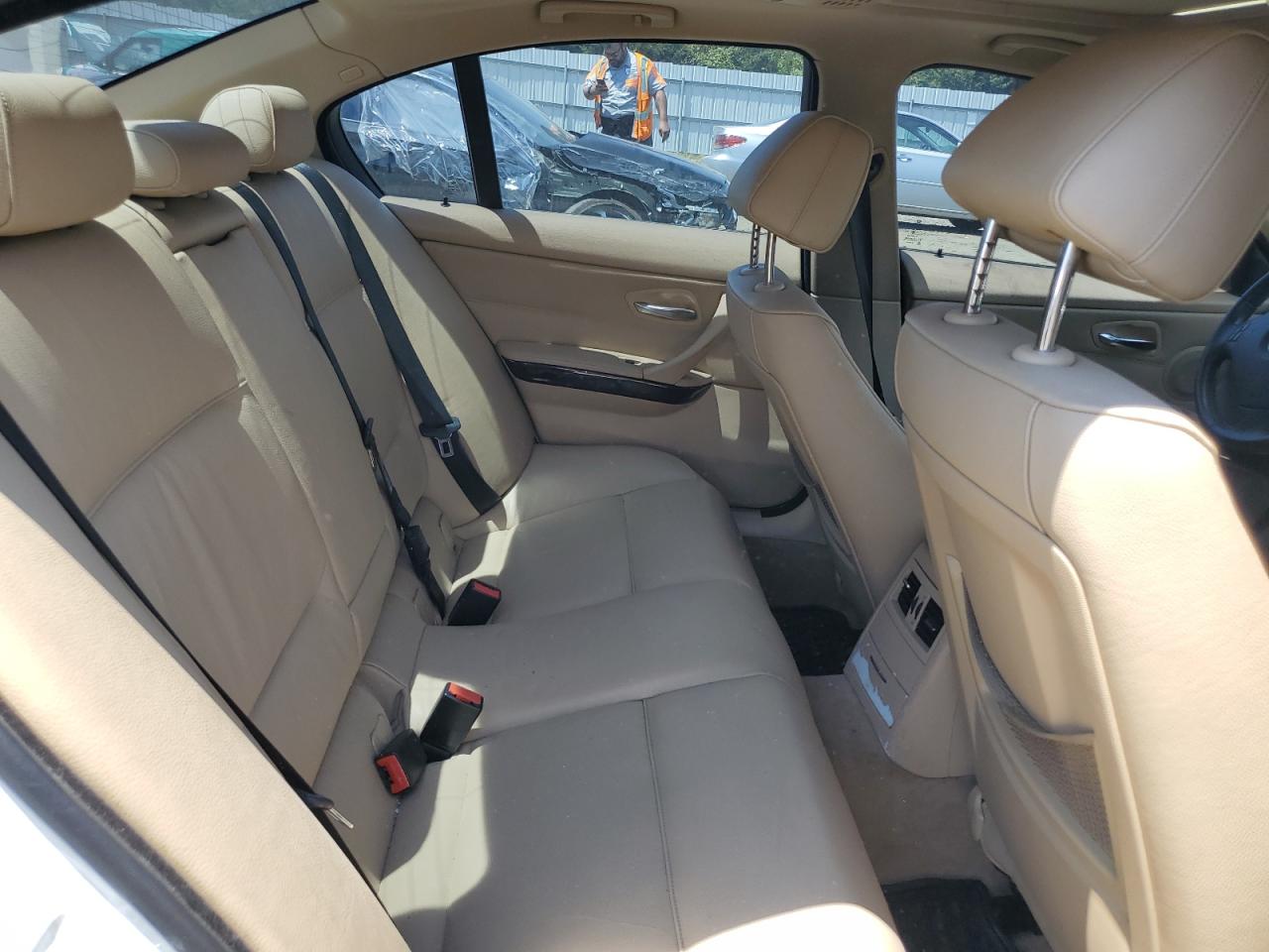 WBAVC73568KX90334 2008 BMW 328 Xi Sulev