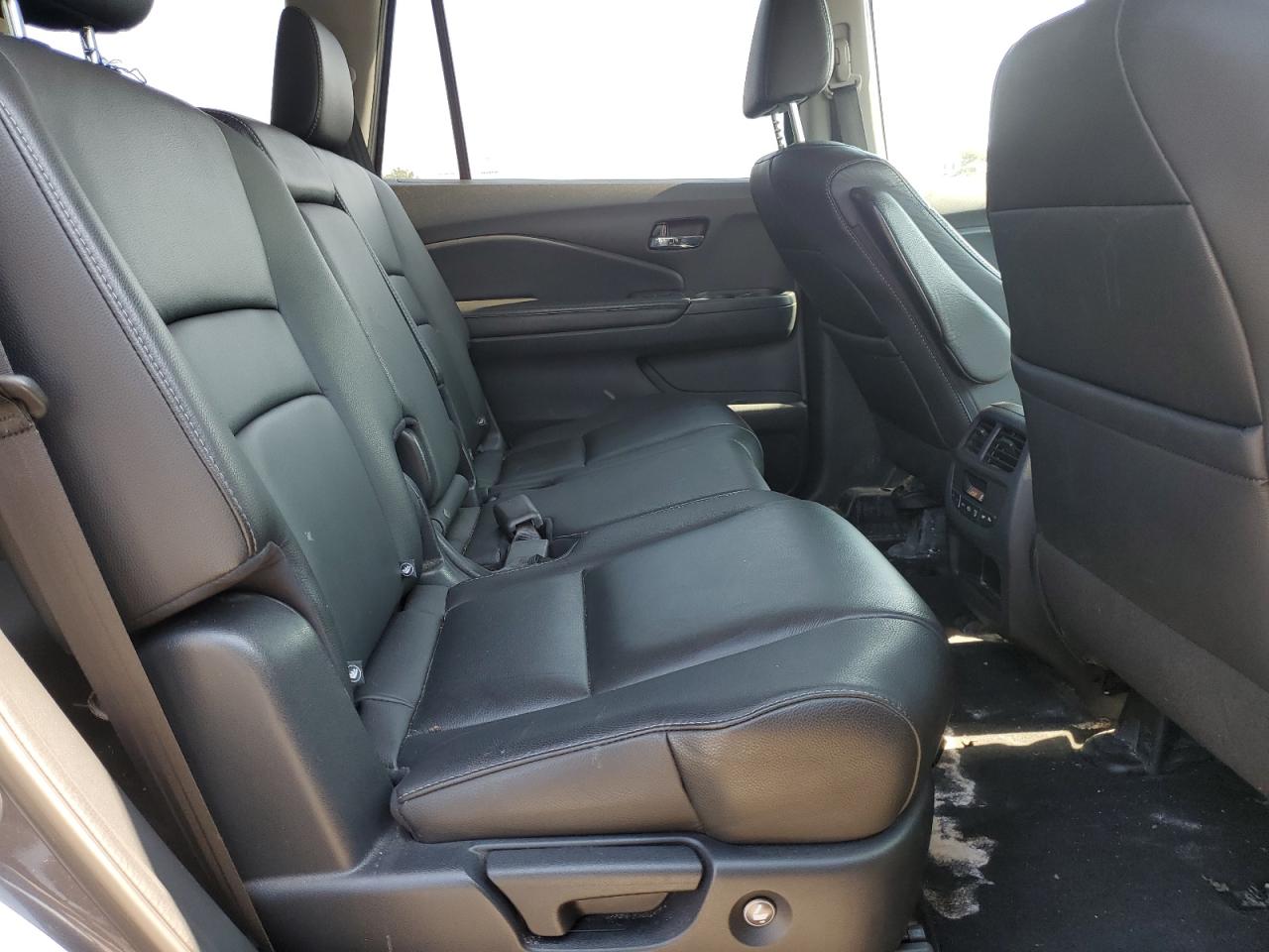 5FNYF6H50HB093037 2017 Honda Pilot Exl