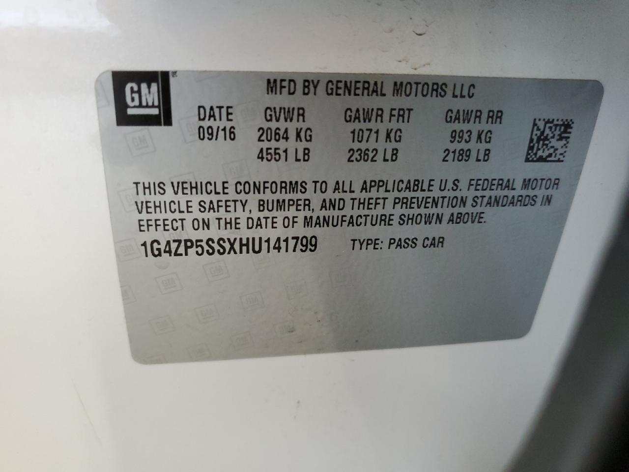 1G4ZP5SSXHU141799 2017 Buick Lacrosse Essence