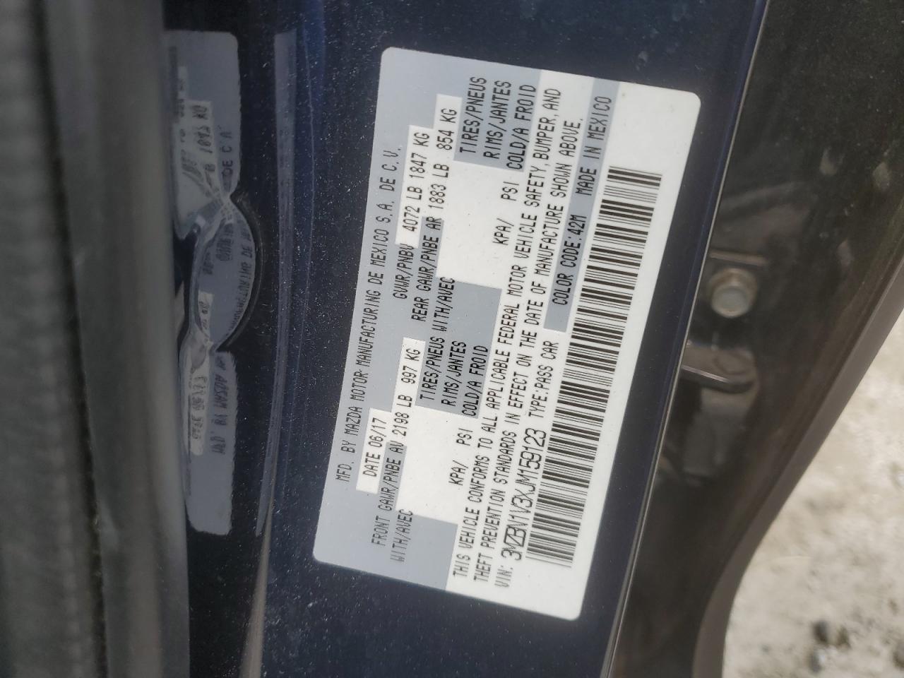 3MZBN1V3XJM159123 2018 Mazda 3 Touring