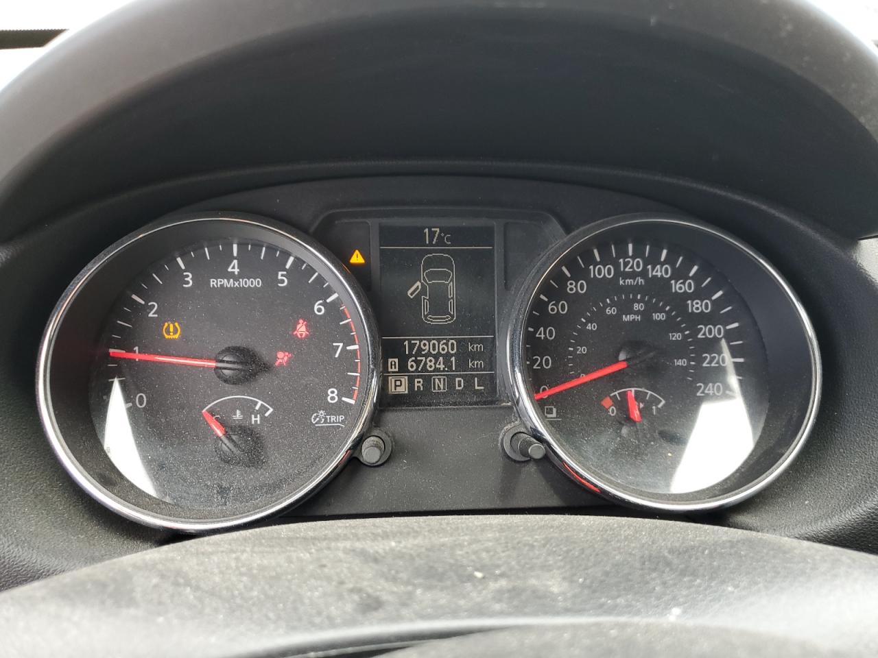 JN8AS5MT6BW179682 2011 Nissan Rogue S