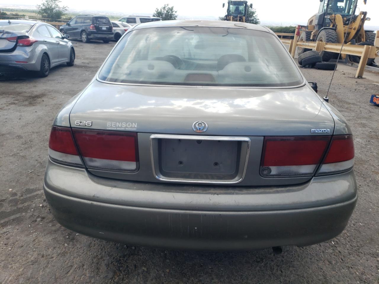 1YVGE22C2T5537392 1996 Mazda 626 Dx