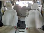 TOYOTA SIENNA LE photo