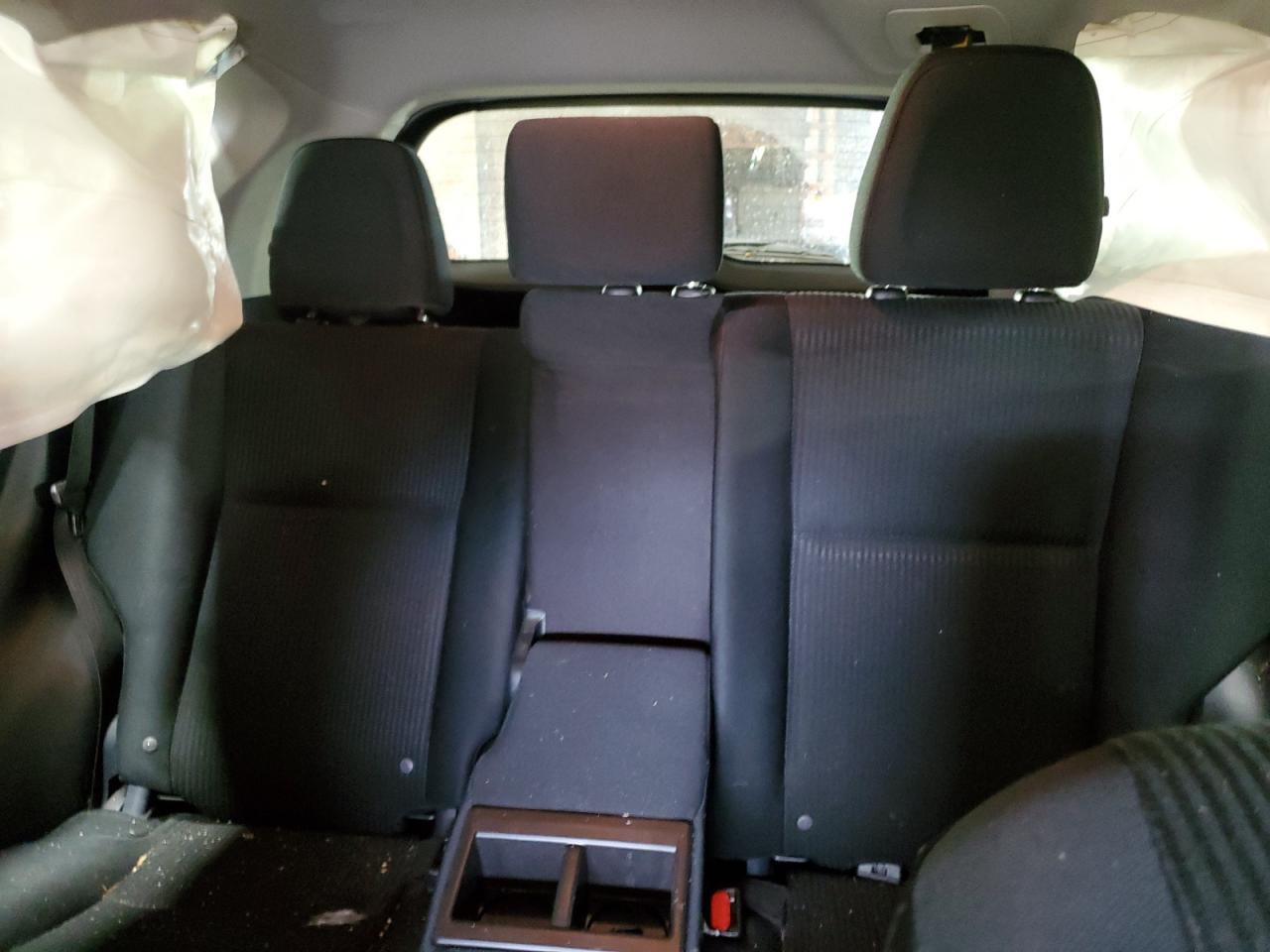 JTMBFREV5HJ171896 2017 Toyota Rav4 Le