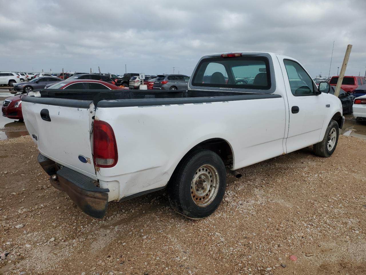 1FTDF1729VKD33208 1997 Ford F150