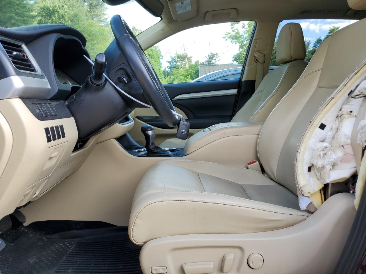 5TDJZRFH0KS977876 2019 Toyota Highlander Se