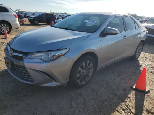 VIN 4T1BF1FK4FU943172 2015 Toyota Camry, LE no.1