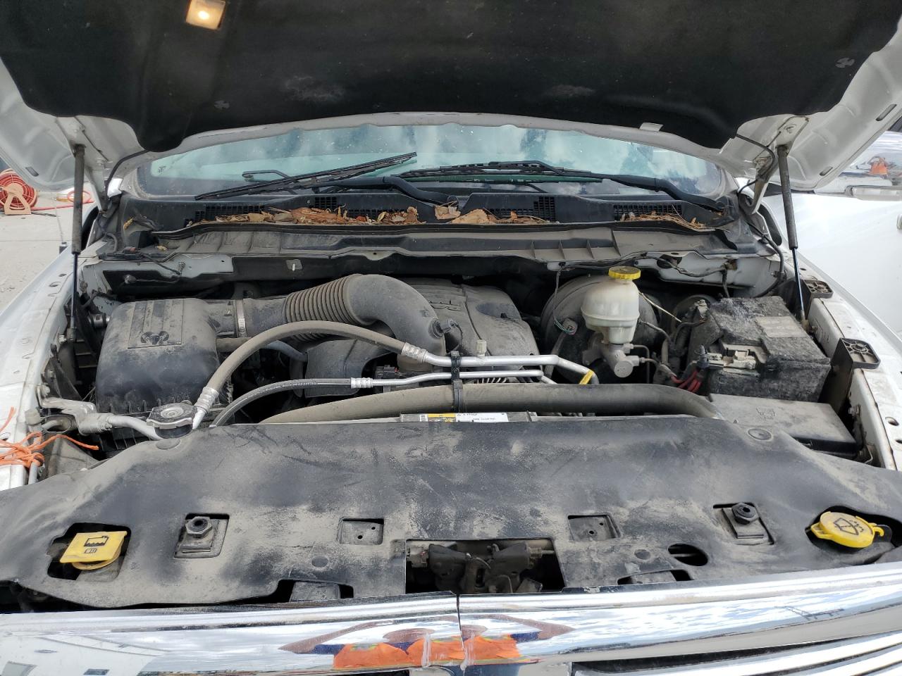 1C6RR7GT1HS525775 2017 Ram 1500 Slt