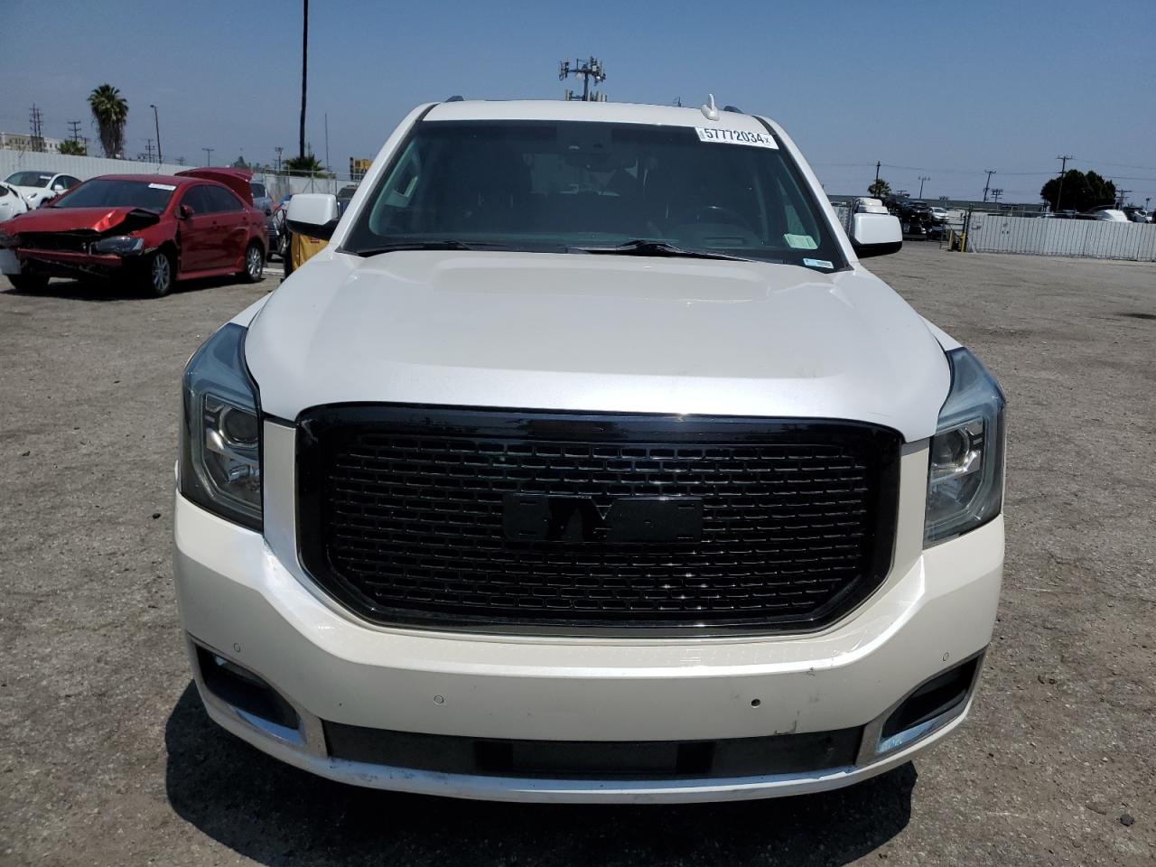 2016 GMC Yukon Xl Denali vin: 1GKS2HKJ0GR318217