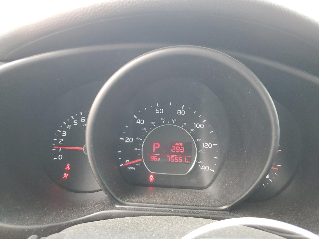 KNDJN2A21J7900898 2018 Kia Soul